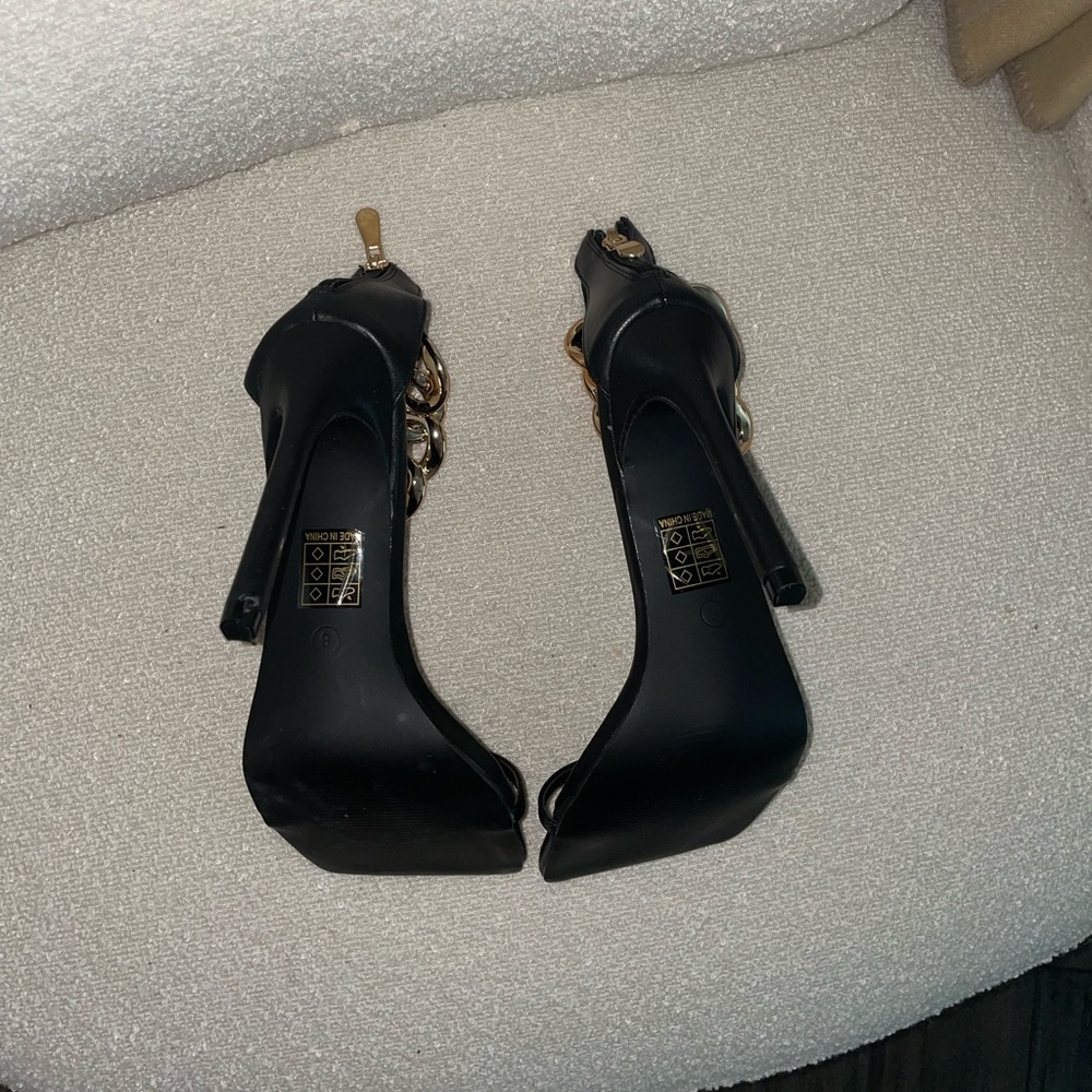 Gold‎ Chunky Ankle Strap High Heels - Picture 6 of 16